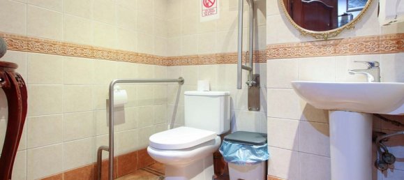 2 bedrooms Commercial property in Estepona, Spain No. 219153 14