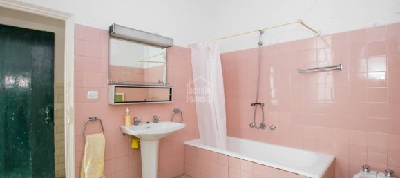 9 bedrooms Townhouse in Mahon, Spain No. 9805 5