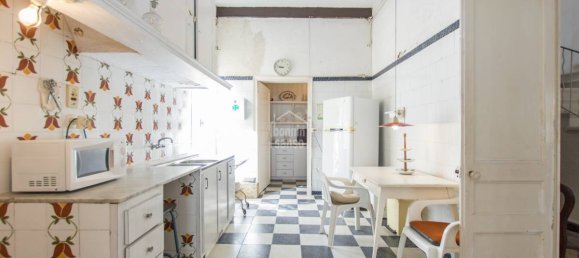 9 bedrooms Townhouse in Mahon, Spain No. 9805 10