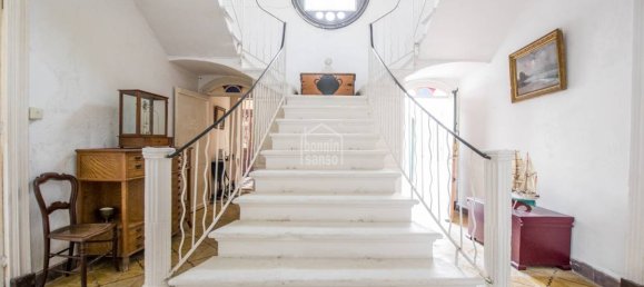 9 bedrooms Townhouse in Mahon, Spain No. 9805 12