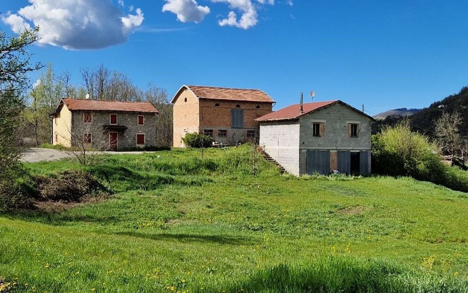 Casa de 6 divisões em Montese, Italy N.º 165559