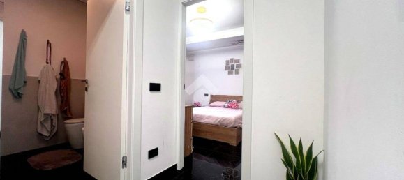 2 bedrooms Apartment in Rimini, Italy No. 303939 9