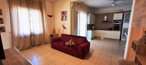 4 rooms Apartment in Chieti, Italy No. 177937 7