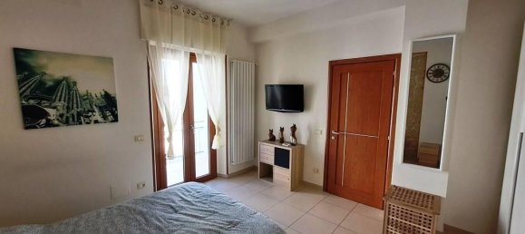 4 rooms Apartment in Chieti, Italy No. 177937 13