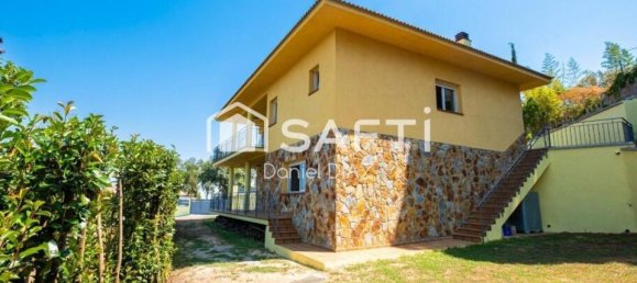 5 bedrooms Villa in Barcelona, Spain No. 176661 12