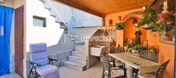 4 rooms House in Romentino, Italy No. 307566 3