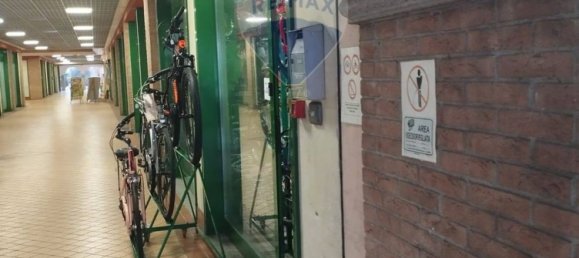 109m² Commercial property in Urago d'Oglio, Italy No. 58302 3