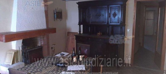 8 rooms Apartment in Asti, Italy No. 262776 6