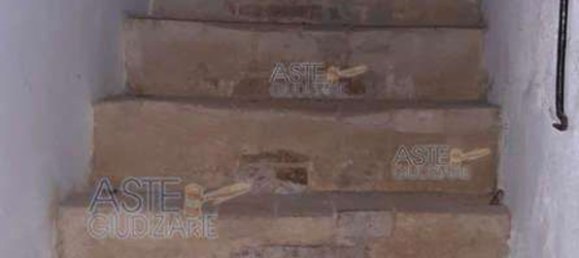 8 rooms Apartment in Asti, Italy No. 262776 4