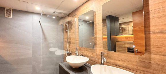 3 bedrooms Apartment in Marbella, Spain No. 185381 9