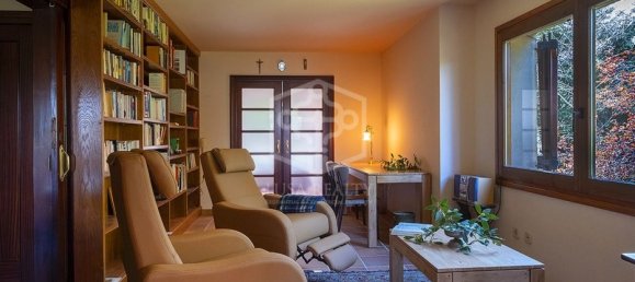 4 bedrooms Villa in Girona, Spain No. 13227 8
