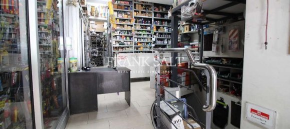  محل تجاري في Saint Julian's, Malta 130متر مربع رقم 12730 2