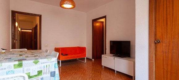 4 bedrooms Apartment in Eixample, Spain No. 174140 3