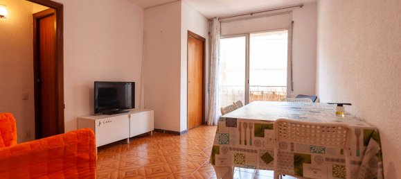 4 bedrooms Apartment in Eixample, Spain No. 174140 2