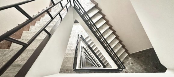 3 rooms Apartment in Turin, Italy No. 1812 13