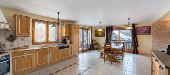 6 غرف نوم عقار تجاري في Les Belleville, France رقم 409 2