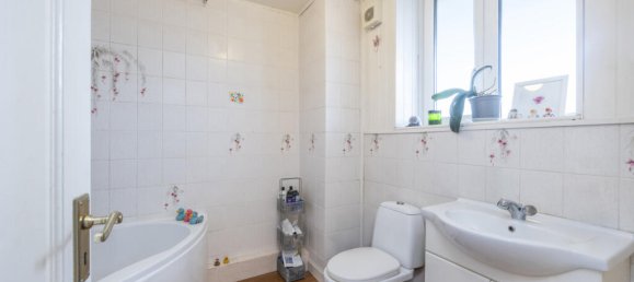 2 bedrooms Apartment in London, United Kingdom No. 8934 4