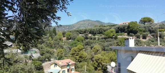 2 rooms Penthouse in Alassio, Italy No. 151851 5
