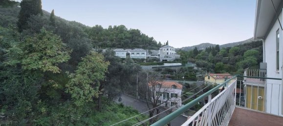 2 rooms Penthouse in Alassio, Italy No. 151851 8