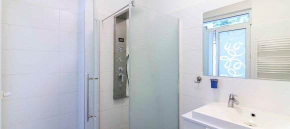 5 chambres Bâtiment à Aschaffenburg, Germany No. 20254 11