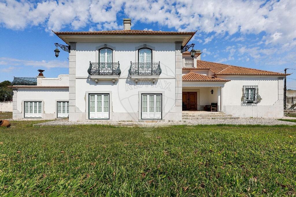 4 Schlafzimmer Villa in Bucelas, Portugal, Nr. 46843