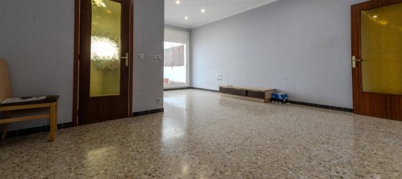 3 Schlafzimmer Wohnung in Sabadell, Spain, Nr. 187654 5