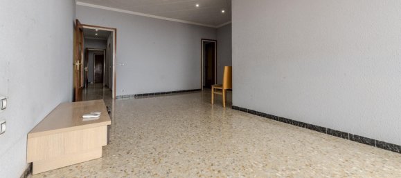 3 Schlafzimmer Wohnung in Sabadell, Spain, Nr. 187654 3