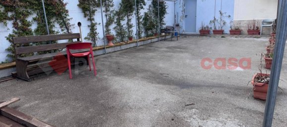 Коммерческая недвижимость с 2 комнатами в Потенца, Италия № 41574 4