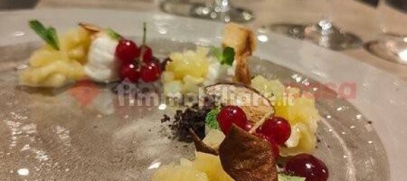 Коммерческая недвижимость с 2 комнатами в Потенца, Италия № 41574 11