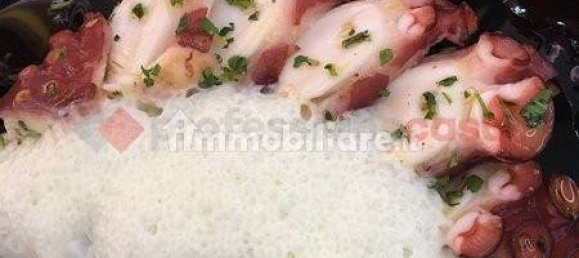 Коммерческая недвижимость с 2 комнатами в Потенца, Италия № 41574 12