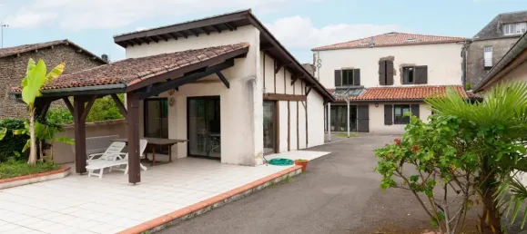 8 bedrooms House in Aire-sur-l'Adour, France No. 352774 4