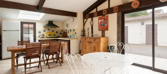 8 bedrooms House in Aire-sur-l'Adour, France No. 352774 5