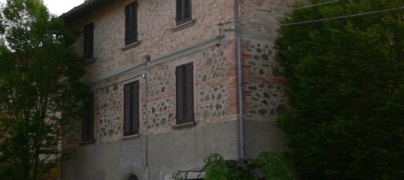 5 bedrooms House in Umbertide, Italy No. 252780 6