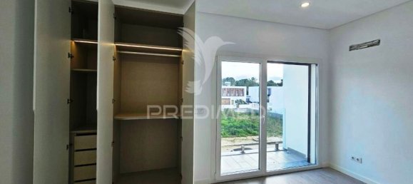 3 Schlafzimmer Haus in Setubal, Portugal, Nr. 137616 35