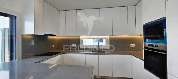 3 Schlafzimmer Haus in Setubal, Portugal, Nr. 137616 20