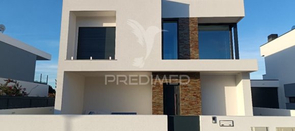 3 Schlafzimmer Haus in Setubal, Portugal, Nr. 137616 2