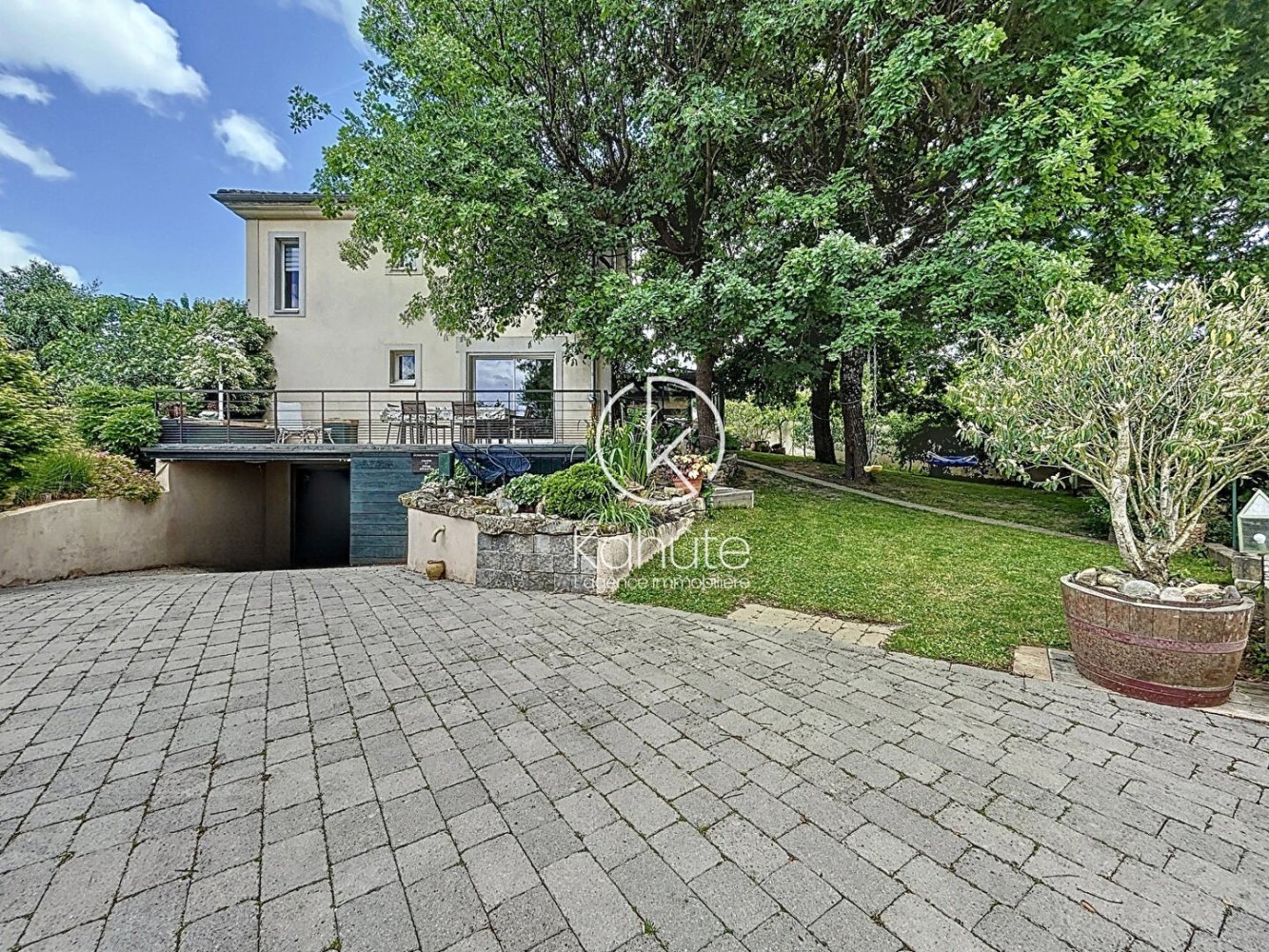 4 bedrooms House in Chasselay, France No. 351676