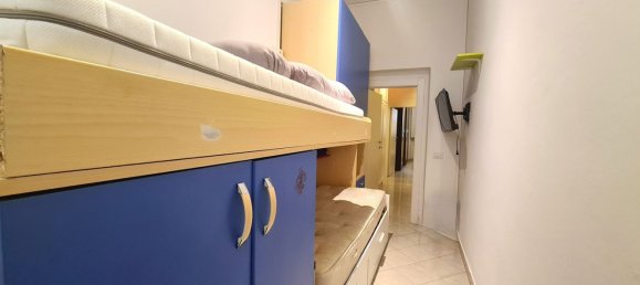 Apartamento de 4 habitaciónes en Florence, Italy No. 45570 35
