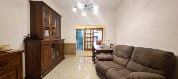 Apartamento de 4 habitaciónes en Florence, Italy No. 45570 3