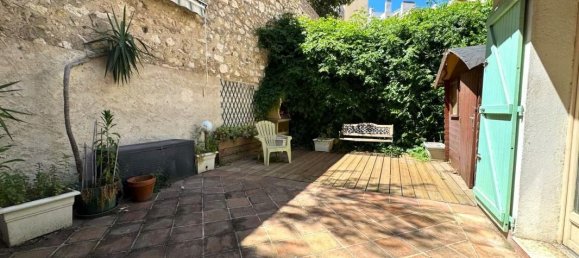 2 bedrooms Apartment in Marseille, France No. 338575 2