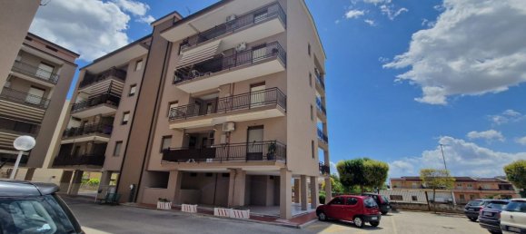 3 bedrooms Apartment in Maddaloni, Italy No. 316904 3