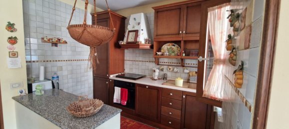 3 bedrooms Apartment in Maddaloni, Italy No. 316904 11