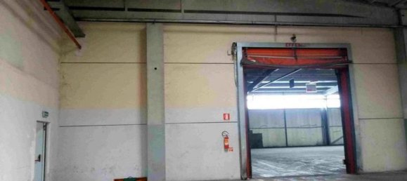 6328m² Warehouse in Melfi, Italy No. 376343 11
