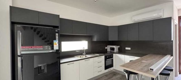 3 bedrooms Villa in Larnaca, Cyprus No. 20450 3