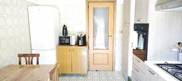 3 rooms Apartment in Rende, Italy No. 42033 10