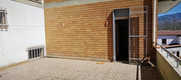 3 rooms Apartment in Rende, Italy No. 42033 35