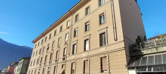 5 rooms Apartment in Sondrio, Italy No. 218074 7