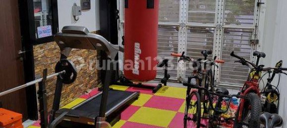 4 bedrooms House in Jakarta, Indonesia No. 1371 2