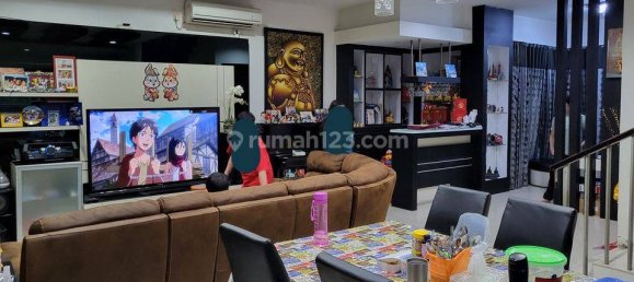 4 bedrooms House in Jakarta, Indonesia No. 1371 3