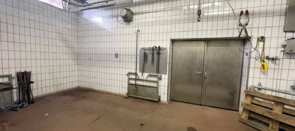 Здание с 7 комнатами в Кассель, Германия № 258561 18